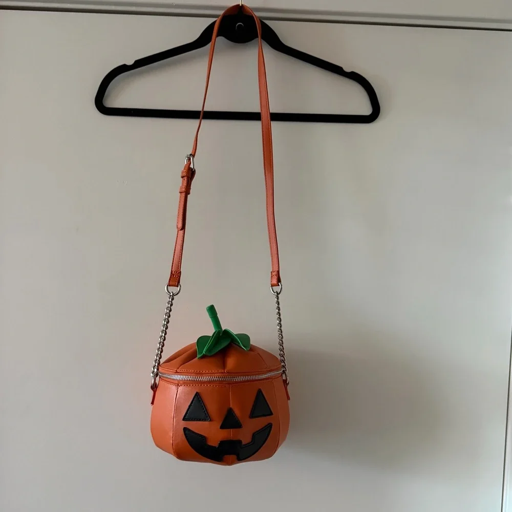 Fine By Me | Halloween Jack O’Lantern | 3D Purse - Picture 7 of 7